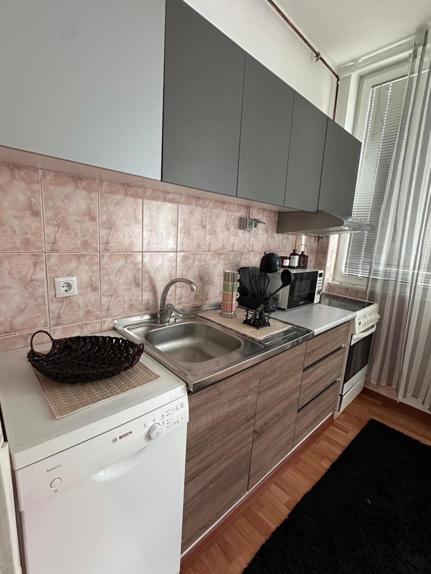 Elma Apartments SJJ Esterno foto
